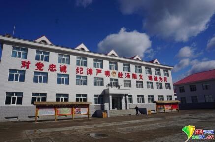 【追梦火焰蓝】青春坚守五十余载 “林海孤岛”不孤单