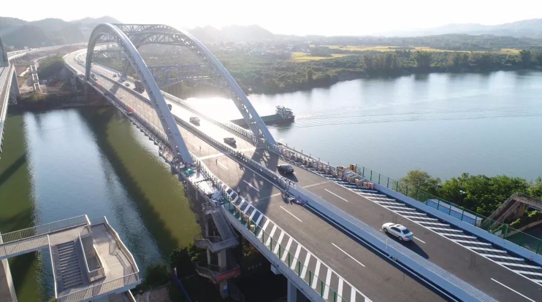 学习英雄崇尚英雄争做英雄② 