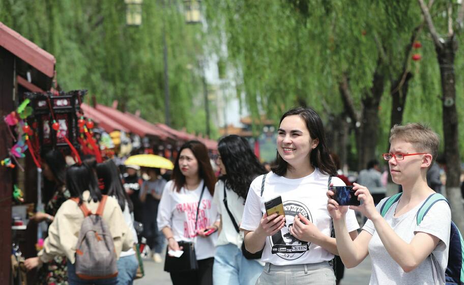 济南17家景区“吸金”5878.4万元 “五一”假期累计接待游客212.36万人次