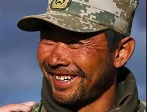 这些“中国军人的笑”，看完后让人感动……