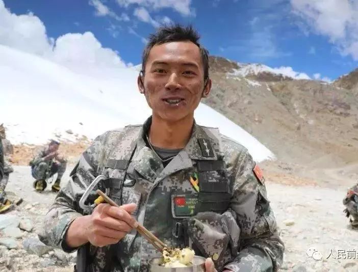 这些“中国军人的笑”，看完后让人感动……