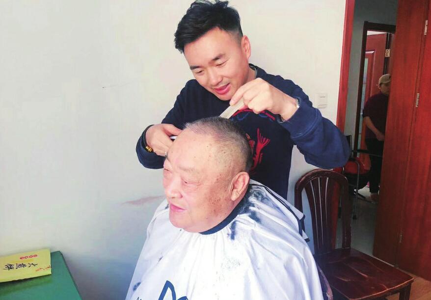 【槐荫榜样】理发师小高的"新时代文明实践屋"