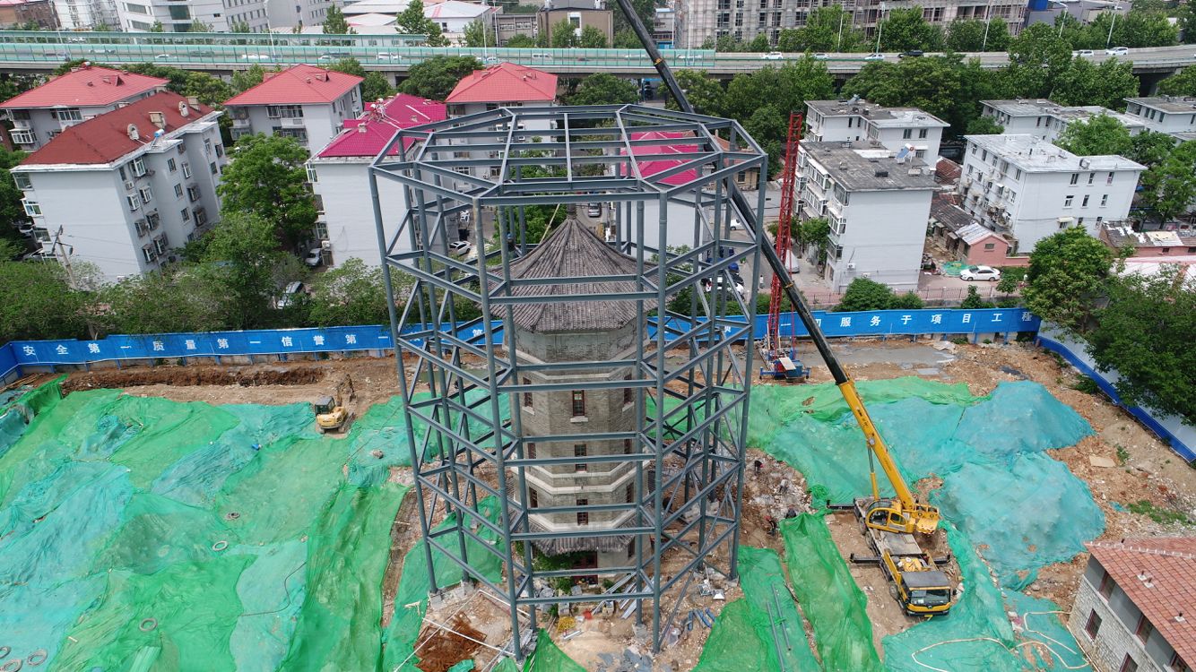 老建筑穿上“金刚罩”！济南这座老水塔被列为省级文物保护单位