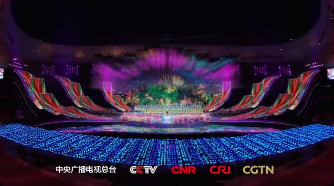 昨晚惊艳亚洲的嘉年华，幕后还有这些秘密