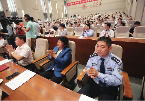 “济南‘出彩型’好干部驻济高校行”活动启动 听30名“出彩者”分享出彩故事