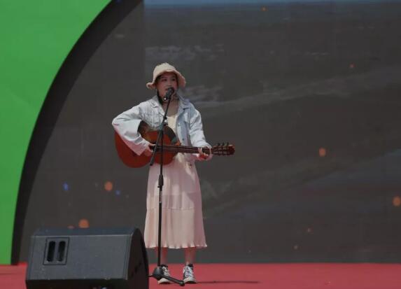 相约在今晚，共赏西瓜节！18:50，我们不见不散！