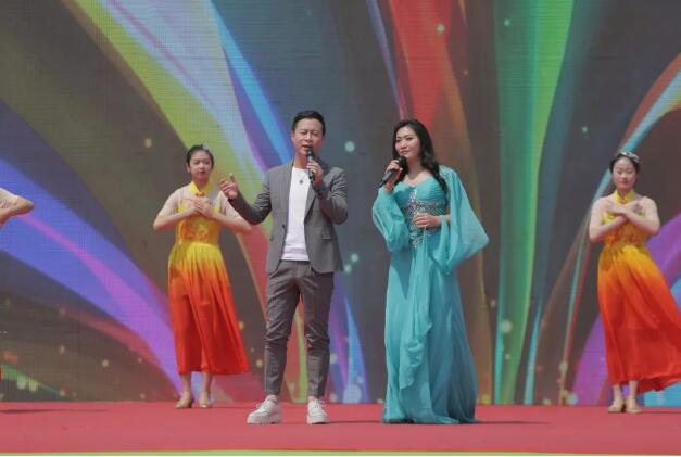 相约在今晚，共赏西瓜节！18:50，我们不见不散！