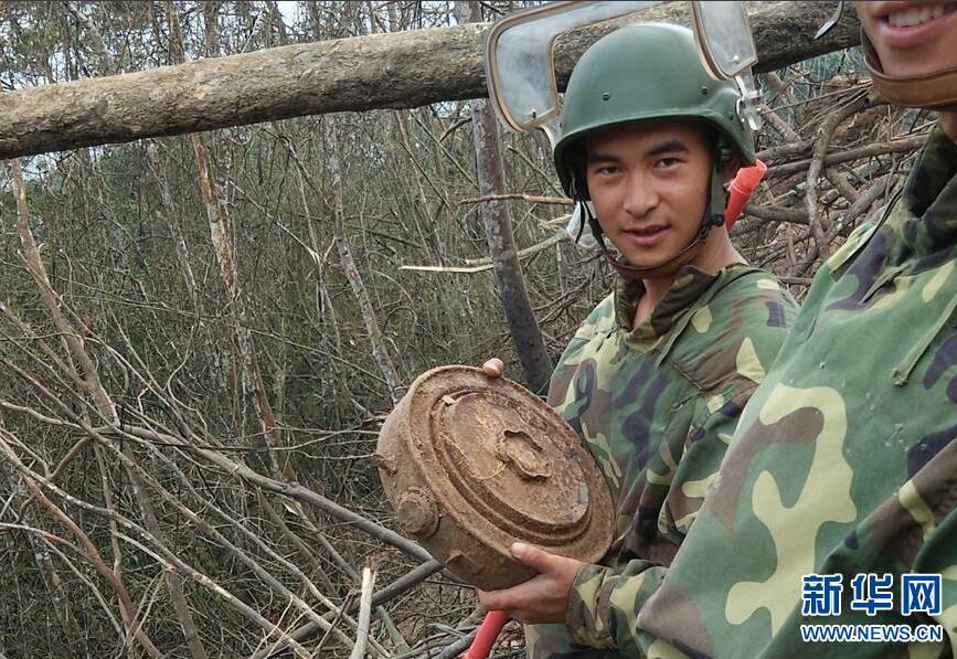 新时代最可爱的人——记陆军某扫雷排爆大队英雄战士杜富国