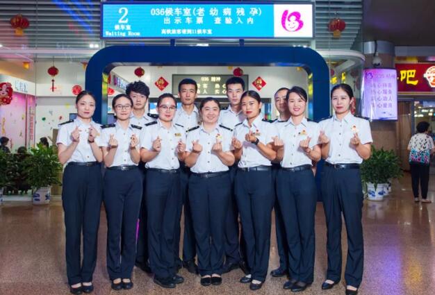 新时代·铁路榜样丨王琳娜：在候车室奔跑的追梦人