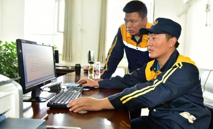 新时代·铁路榜样丨马彦云：危急时刻，勇于担当的“短袖哥”