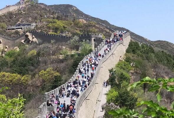八达岭将网约购票每日限流6.5万 游览者的参观体验