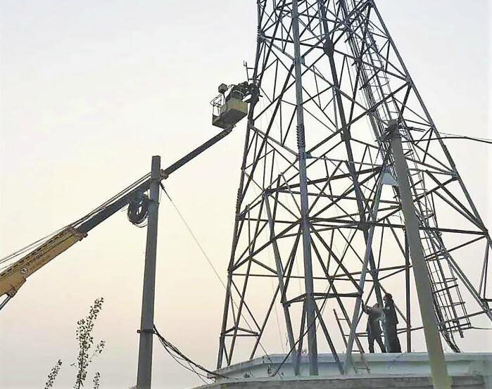 [温暖泉城]他勇救被困高空儿童