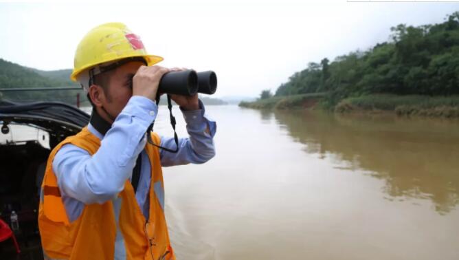 向铁路勇士致敬！农继坡，我们等你归来！
