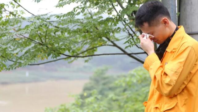 向铁路勇士致敬！农继坡，我们等你归来！