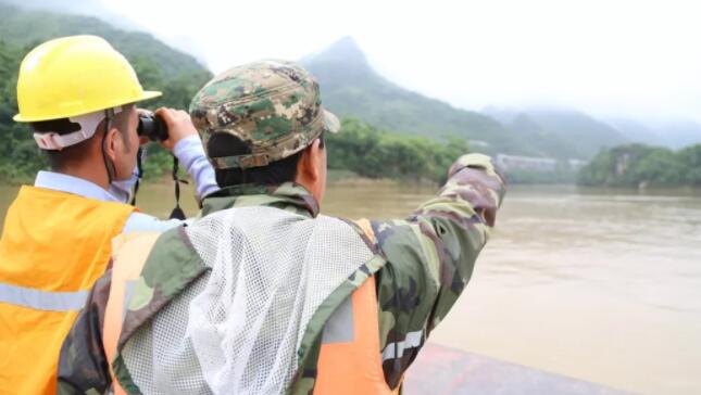 向铁路勇士致敬！农继坡，我们等你归来！