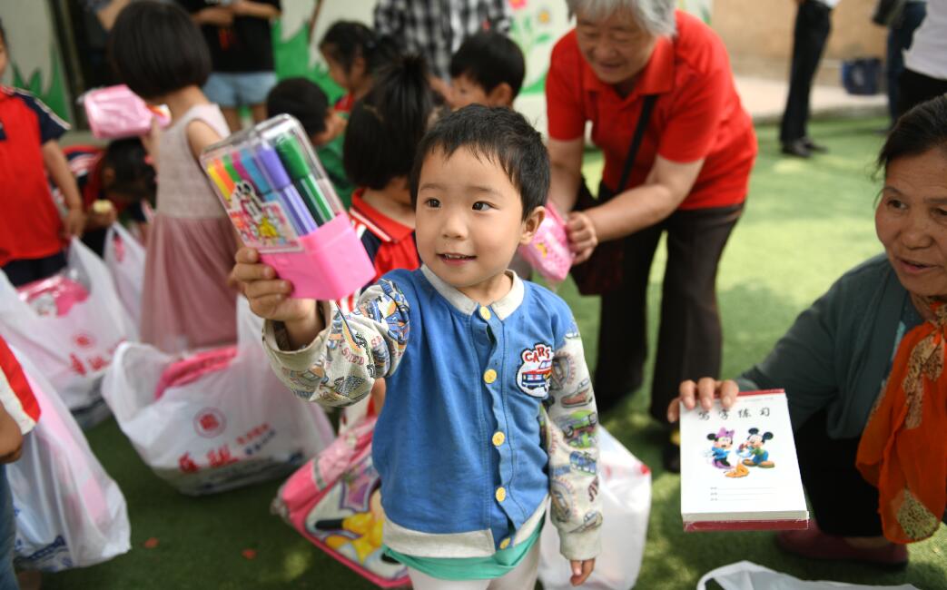 20年同心，童心未改爱心继续 儿童节送来爱心、翻新校园、共建慈善基地……