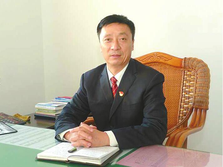 钢城区委副书记、区长曹殿军：牢记为民初心 用心用情服务