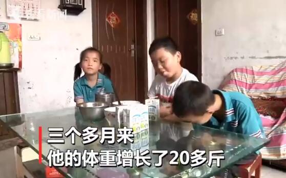 心酸泪崩!为救父亲狂吃增肥长20斤 背后故事具体什么情况