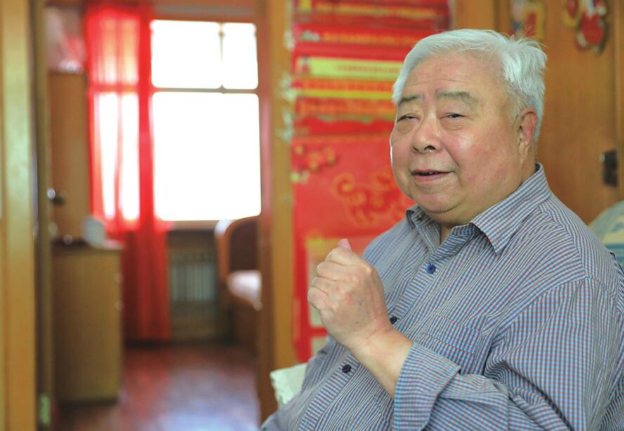 用情服务纳税业户，用心维护市场健康——古稀老人的半个世纪税“物”情