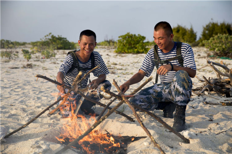 “你在我的航程上，我在你的视线里”