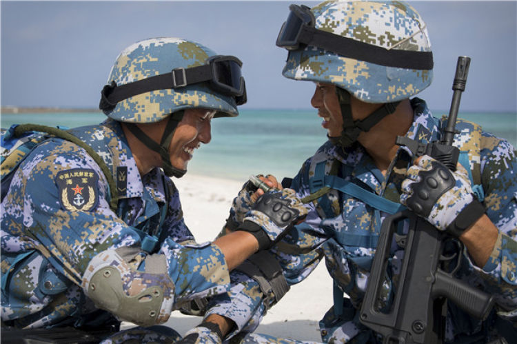 “你在我的航程上，我在你的视线里”