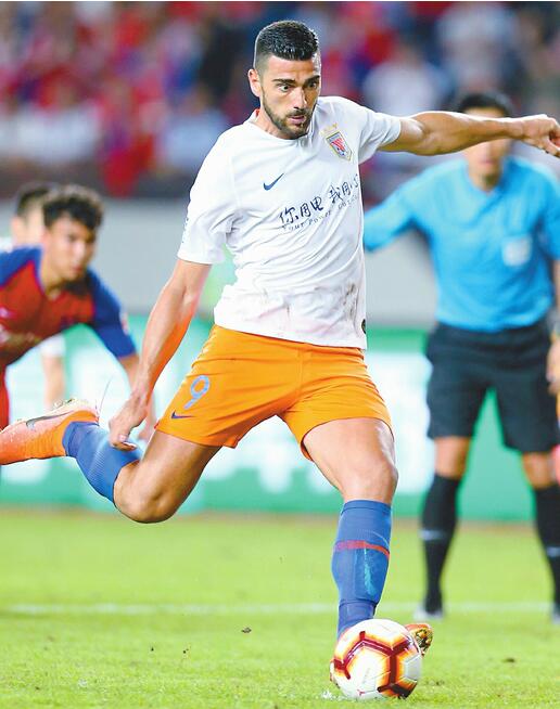 鲁能的山城魔幻之旅 大雷神奇造点 佩莱点球绝平