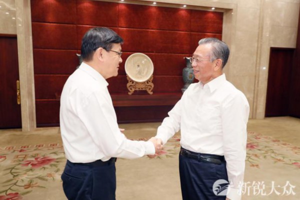 刘家义龚正会见出席院士恳谈会嘉宾