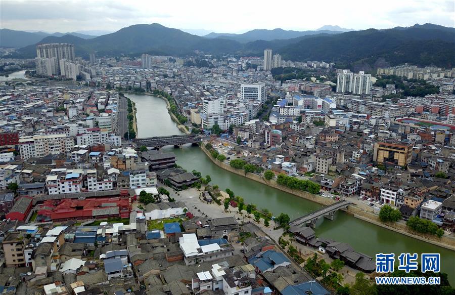 风展红旗如画——来自长征出发地长汀、宁化的红色信仰报告