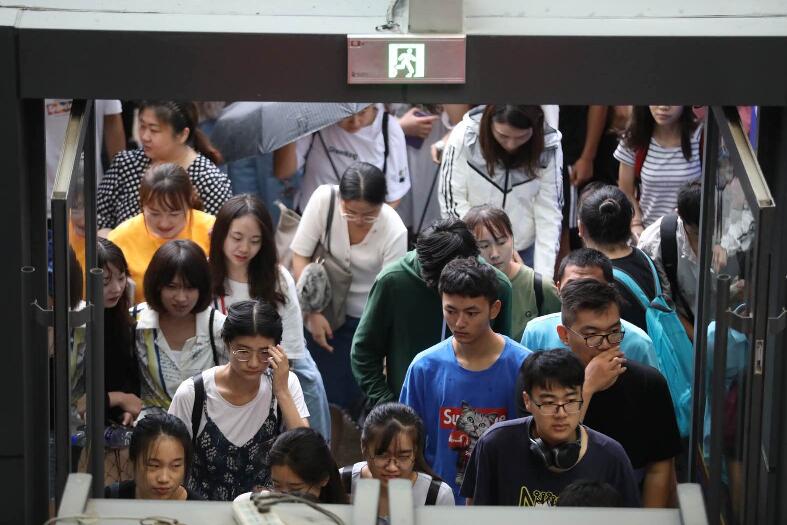 年薪30万、200多个岗位  中国重汽“重”意你