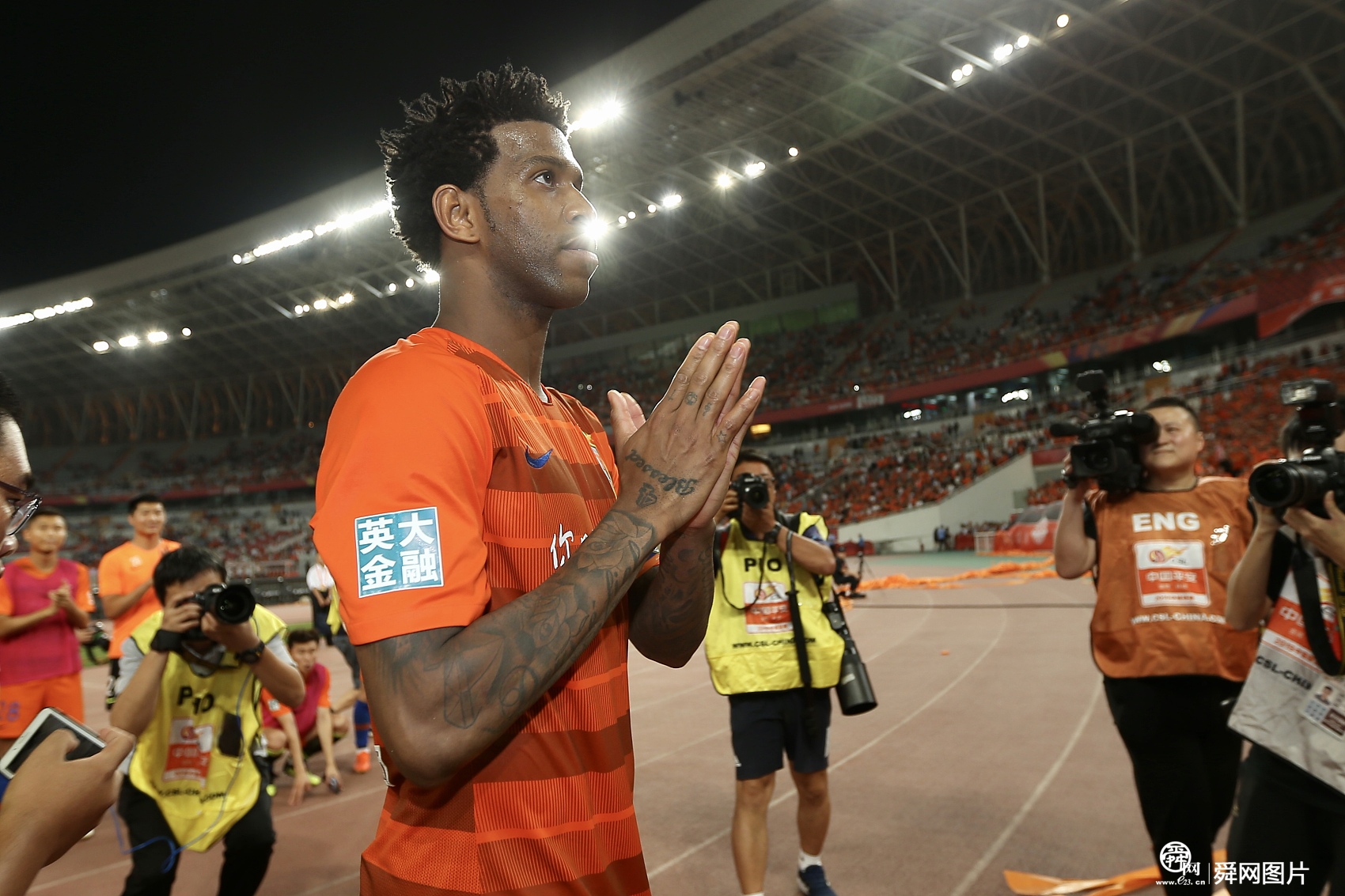 北京人和VS山东鲁能 后吉尔时代鲁能防线接受考验