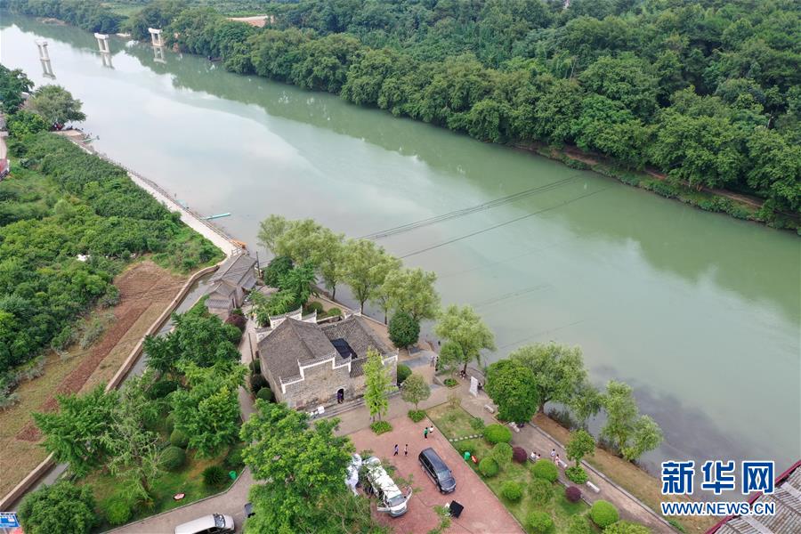 历尽苦难而淬火成钢——红军为什么能冲出绝境？