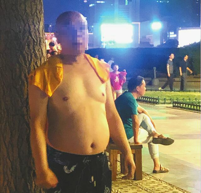 【不文明度夏曝光台】你们旁若无人 文明何处安放