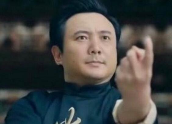 毫无违和感！徐峥换脸沈腾 迷之撞脸亲妈也认不出