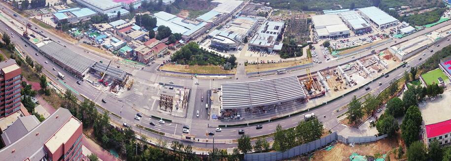 济南“最短高架桥”开装工字梁