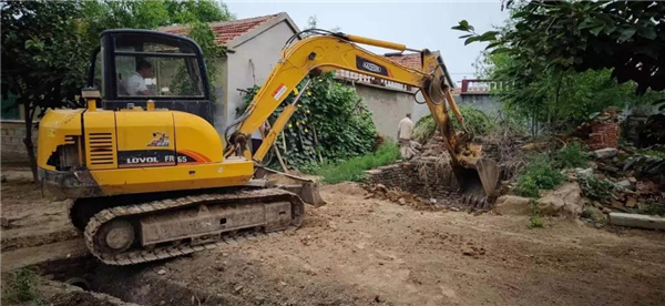 玉皇庙镇召开村容村貌暨人居环境整治大会