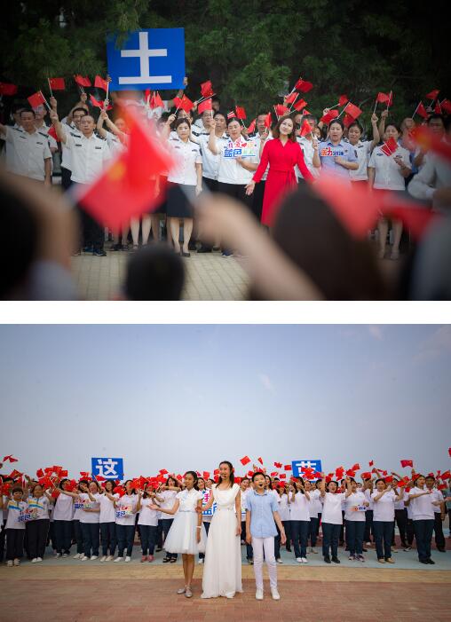 【我爱这片蓝色的国土】超燃!日照海边“快闪”千人同唱《我爱这蓝色国土》