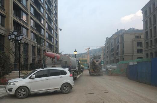 “我说了交，你就得要” 济南绿城玉兰花园二期惊现“霸王式”交房