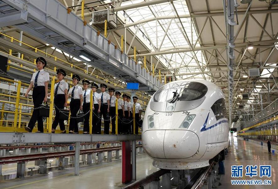 国内铁路将迎来首批女动车组司机