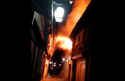 旅游是否受影响?浙江乌镇房屋着火 东栅、西栅依然美丽如常