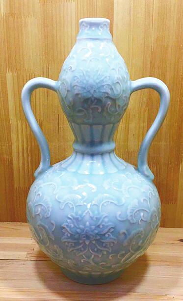 【聚焦济南艺博会】陶瓷艺术家王国荣：高山流水觅“瓷”音