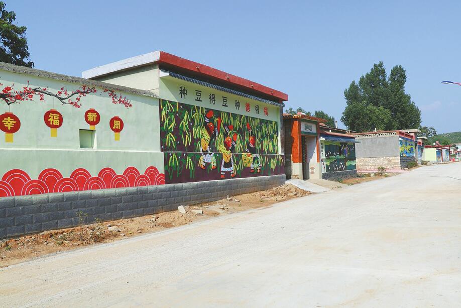 百名青年记者走基层