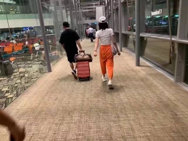 郑恺苗苗恋情是什么情况? 原来是“冯女郎”,曾表示自己是郑凯的迷妹