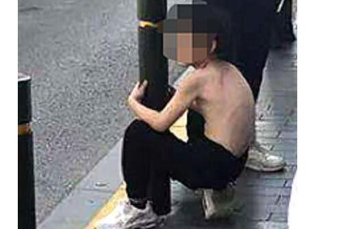 良心不会痛吗?童模三伏穿羽绒服什么情况?目前网友已经为了这件事吵翻了