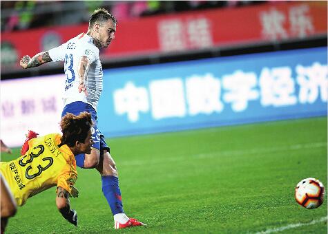 鲁能客战华夏收获三重惊喜 下一个目标：足协杯拿下上港