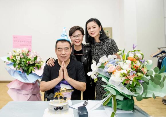 惊呆了!陈凯歌夫妇同框 妻子陈红颜值几十年未变,是吃了防腐剂吗?