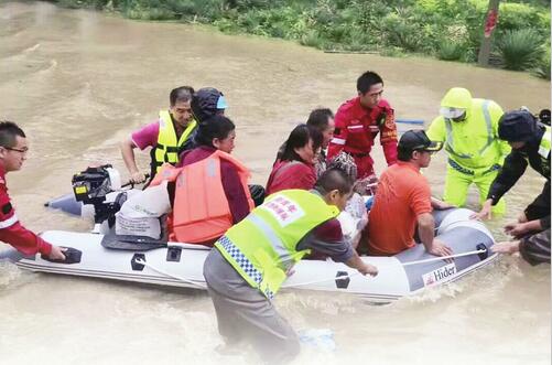驯服烈马 济南民间救援队显身手