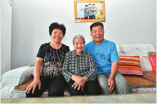 章丘洪災(zāi)98歲親歷者趙元合：難忘救援“大鐵船”感謝時(shí)報(bào)倆小伙