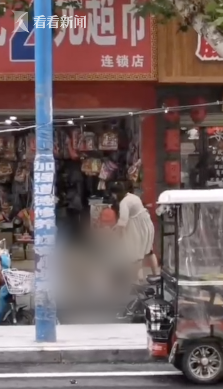 终于真相了!冰激淋引起的血案是什么情况?女子买了把剪刀刺死男友