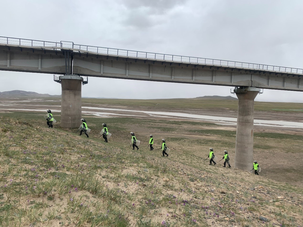 【边疆党旗红】生命禁区里的“天路”守护者