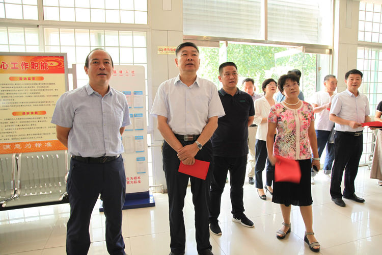 助力“放管服”改革 章丘区政协开展专题调研活动